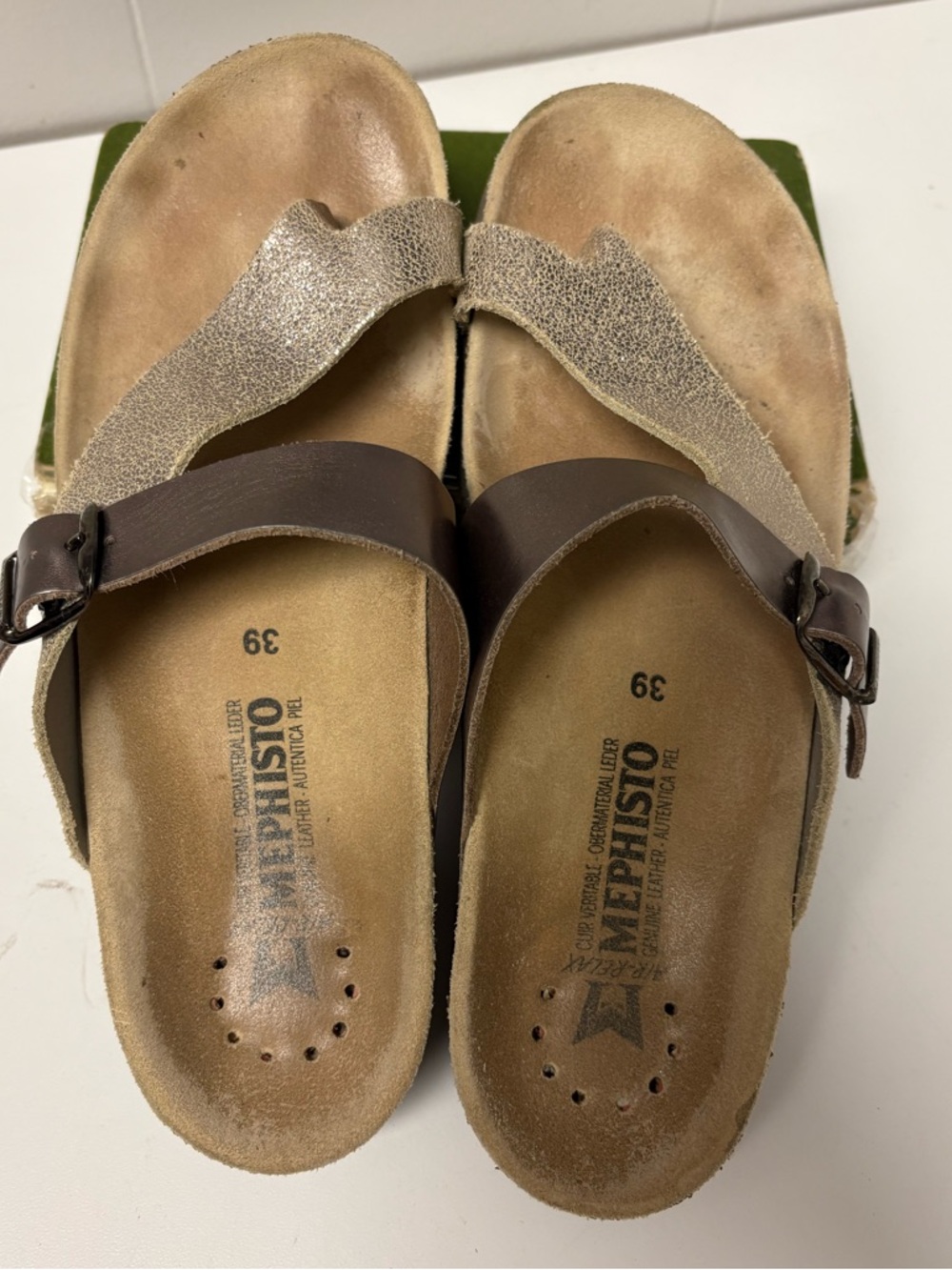 Womens Mephisto Helen Thong Sandals Leather Sandal Size 39